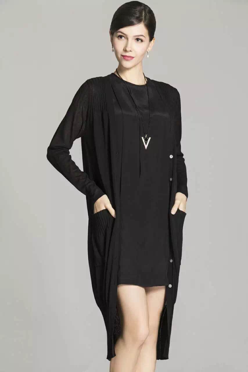 斯玫服饰品牌折扣公司