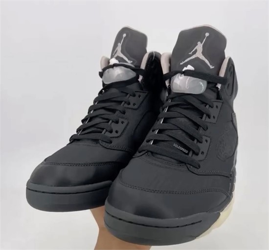 PSG x Air Jordan 5或将在年定登场