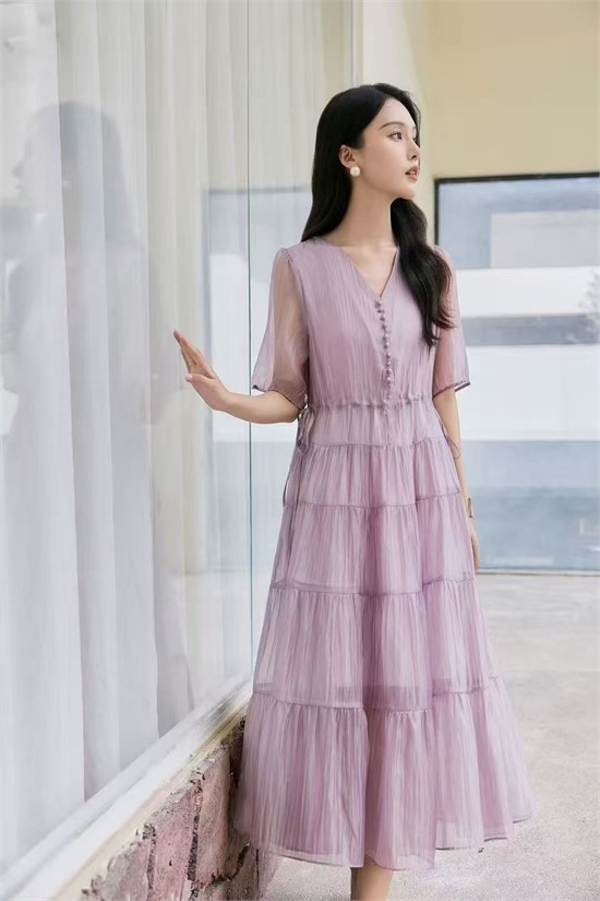 碧上女装 梦幻盛夏 连衣裙的浪漫专场