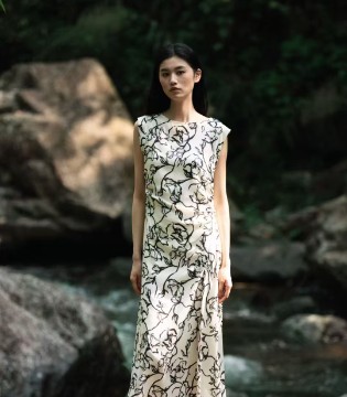 卡蔓,素雅,碎花,连体裙,裙子,夏季新品,时尚女装
