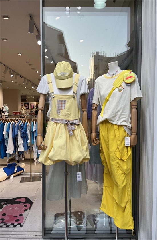 2025女装加盟 加盟入卡女装共赢女性消费新蓝海