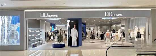 DD潮流服饰 多品类覆盖 自有工厂保障货源