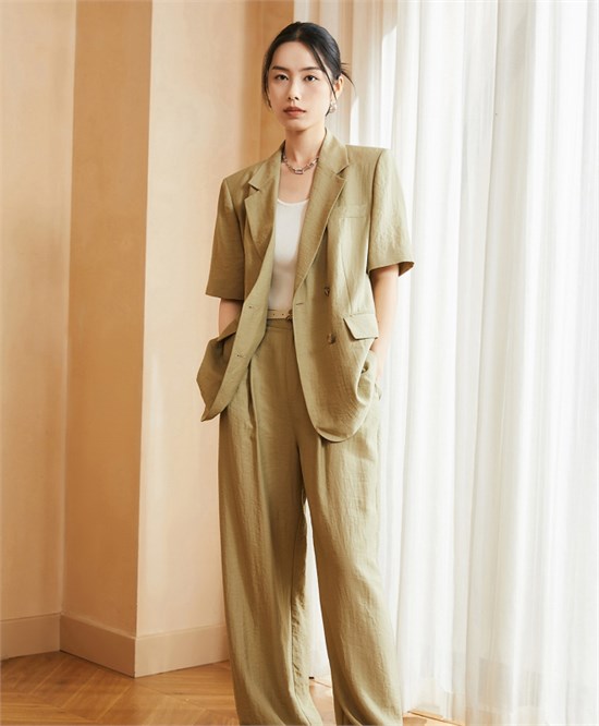 姚领YAOLY 高质感穿搭赋能独立女性
