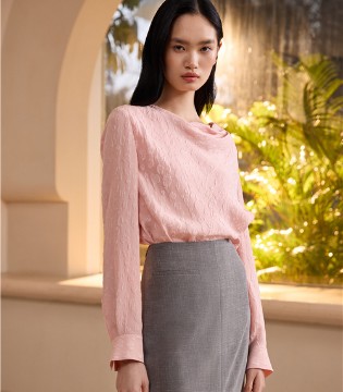 15小时,秋季新品,粉色衣裳,西服套裙,女装品牌,粉色合辑