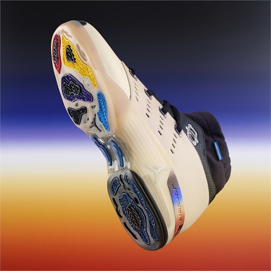 Infinite Archives x Air Jordan 17 Low 将于10月登场