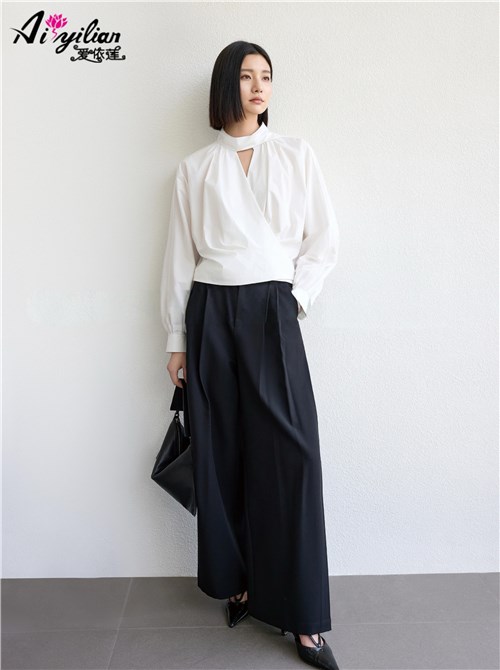 爱依莲2025早秋系列 淡然中优雅生长