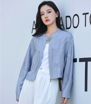 牙子默,秋季新品,时尚外套,都市感穿搭,型格服饰