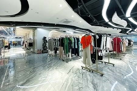 广州巨荟服饰 构建多元商业新格局 赋能女装发展
