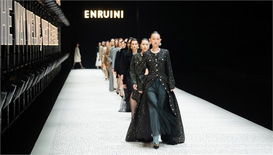 ENRUINI 恩瑞妮 欧色时装匠心打造 重塑都市女性无压着装
