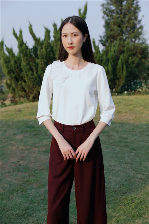 荣子轻文艺女装品牌 风格文艺自然