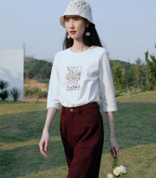 荣子原创设计,原创女装,招商加盟,文艺女装,招商加盟,女装品牌