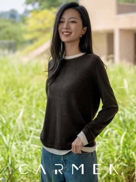 卡蔓女装 岁月漫长 唯有优雅永恒璀璨