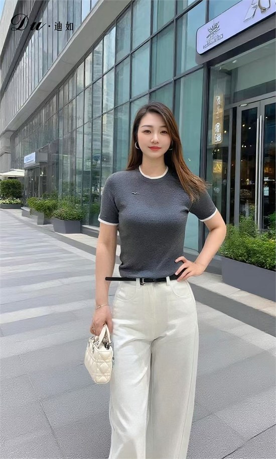 迪如女装 简约又日常百搭 充盈秋日时光