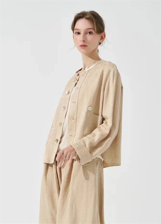 庄玛女装秋季新品 简约而复古文艺