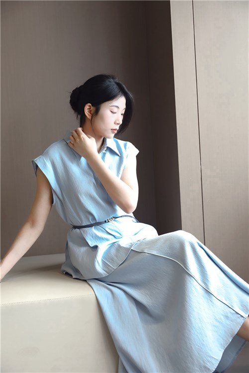DD女装 以智感穿搭解锁都市女性的稳重从容