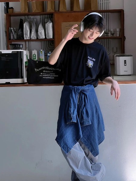 界旗COMFLAG 专为青少年打造的潮牌服饰品牌 风格个性时尚
