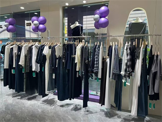 店铺升级 所季女装诚邀您进店选购更多潮流单品
