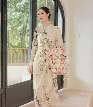 卡蔓,品牌加盟,时尚女装,招商加盟,女装品牌,女装市场