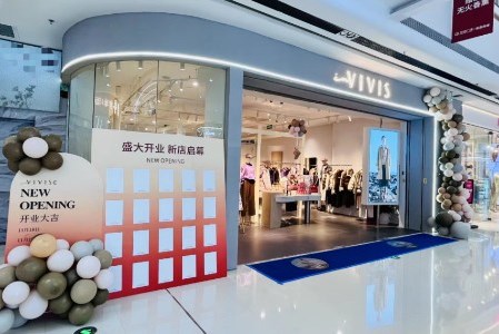 VIVIS薇薇希：十二年织就时尚美学版图，以场景化穿搭赋能现代女性生活