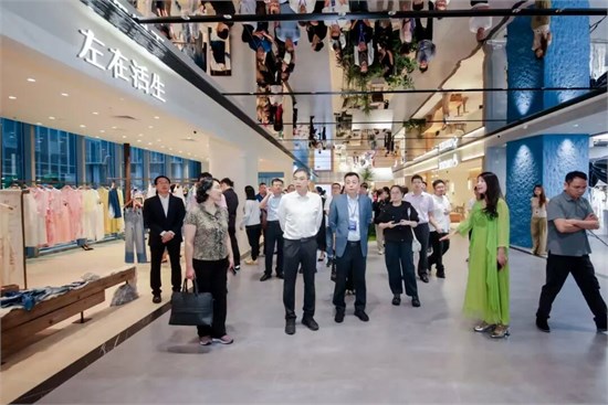 “智善未来”、质启新程，“纺织之光”2025年度大会召开