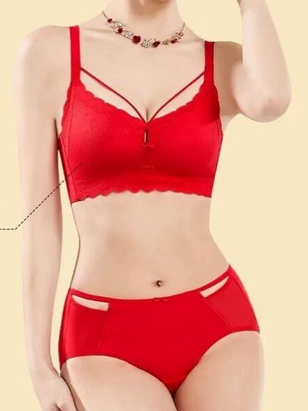 100%女人内衣品牌  双节攻略