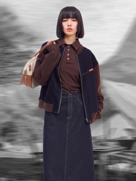 圣卡萝(ST.CAROL)女装：时尚前沿的璀璨明珠，绽放女性魅力
