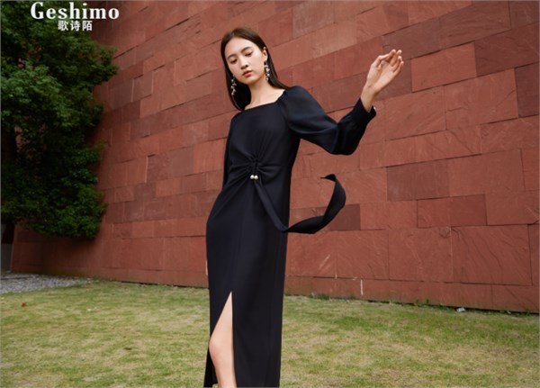 歌诗陌女装2025秋季新品：都市女性的时尚文艺绮梦