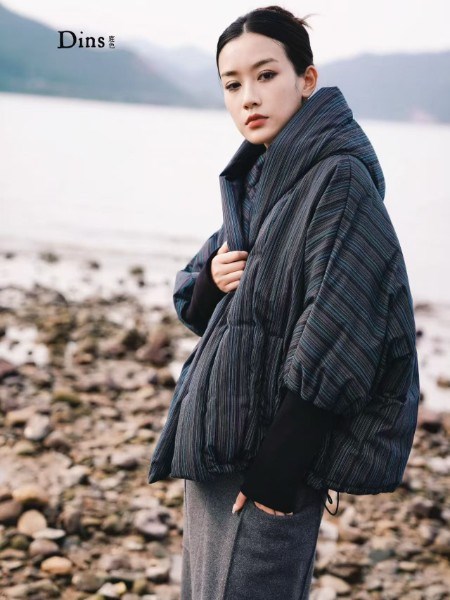 秋冬季最美的时尚穿搭  底色Dins女装