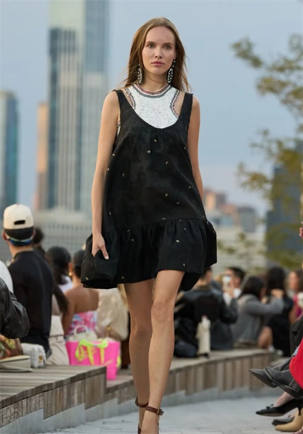 Cynthia Rowley 2026春夏发布会核心亮点