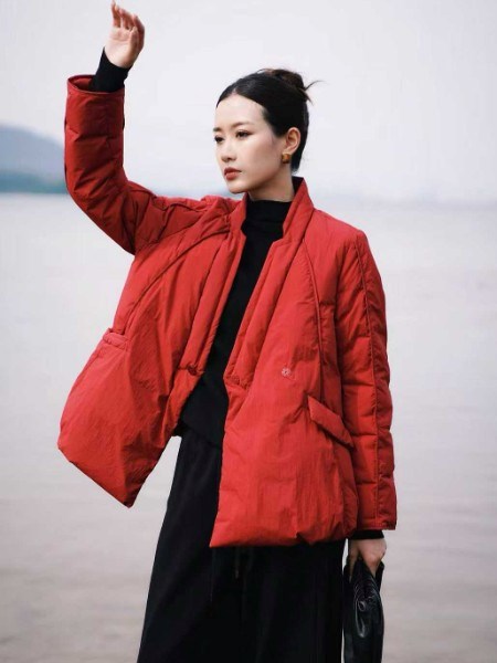 底色Dins2025冬季羽绒服系列 | 以温暖之名,定义冬日通勤美学