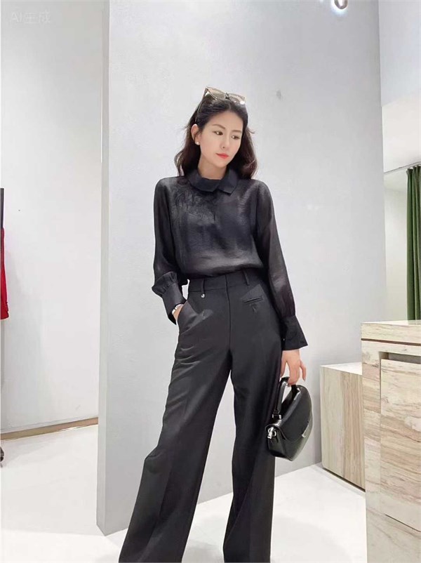 卡蔓CARMEN 2025秋季:以衣载道,致敬现代女性