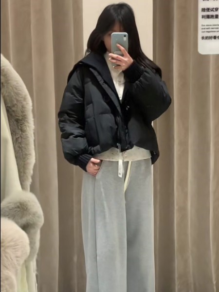 入卡女装2025秋冬季:于时光流转中,奏响时尚潮流交响曲