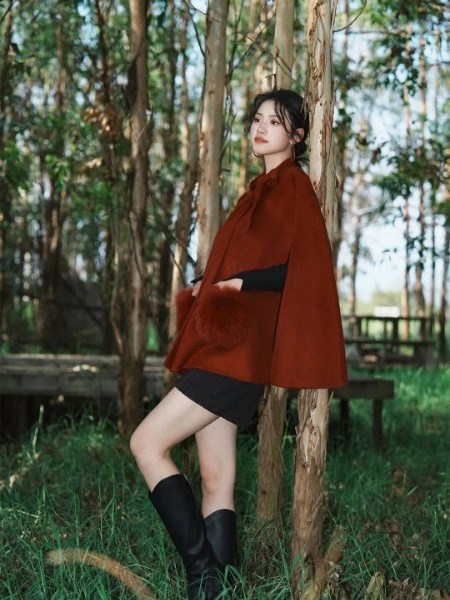 薇薇希2025秋冬新品，让红色明媚在时光长卷中具象