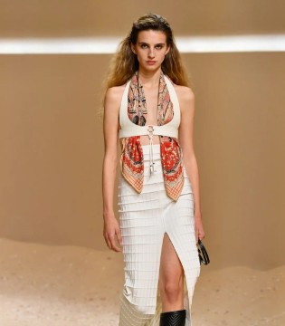 秀场直击:Hermès 2026春夏系列,开启马术风格的狂野新章