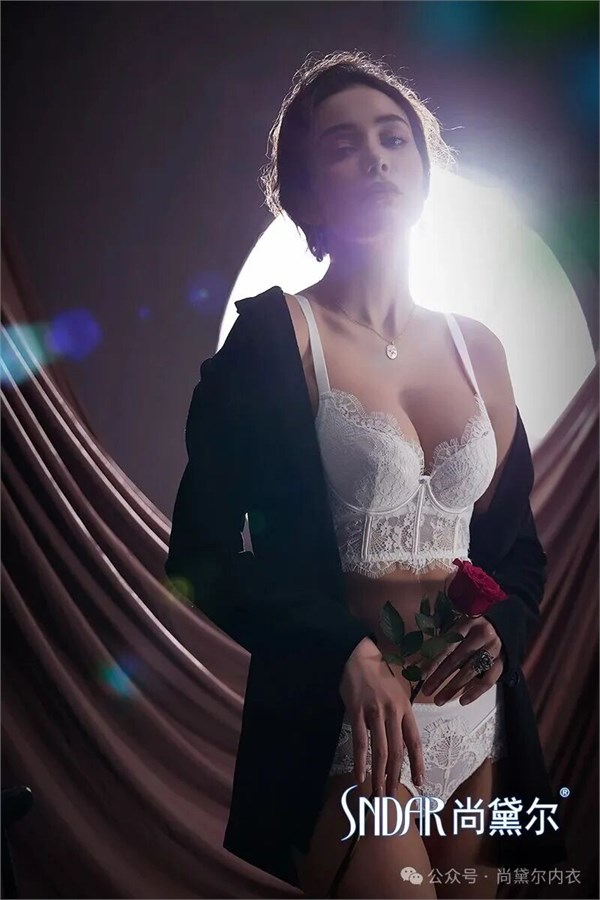 尚黛尔内衣：健康底色上，绘就性感自在的都市绮梦