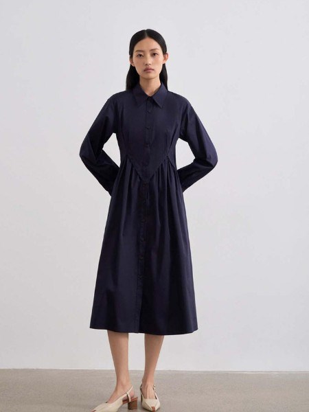 青稚秋款:奏响青春优雅的时尚序曲