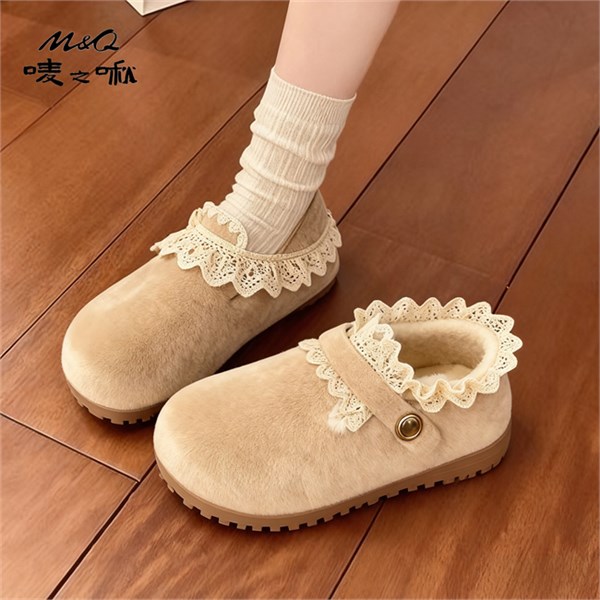 复古回潮与少女心美学：唛之啾M&Q的鞋履世界