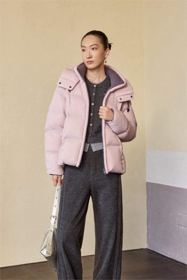 城市格調(diào)女裝：把“彩色的云朵”穿在身上