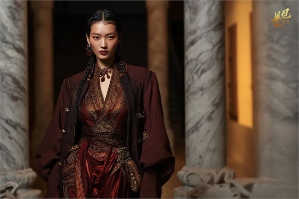 深圳时装周SS26,邀您共赴「香云万象」之约,见证东方美学