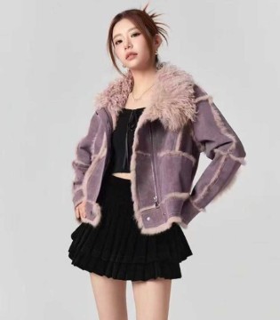 爱依莲,2025冬装,新品,冬日时尚,温暖,女装,招商,加盟