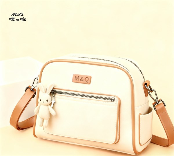 可甜可飒,唛之啾M&Q经典款斜挎包