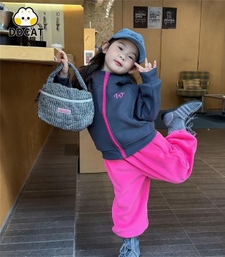 叮当猫,秋冬童装,套装,保暖,潮流,孩子筑起时尚暖房
