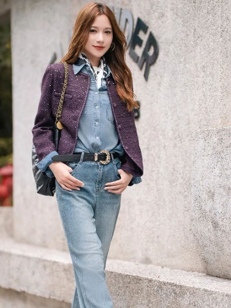 纤牌K&CH 2025秋冬：解构力量与温柔，引领都市摩登新风尚