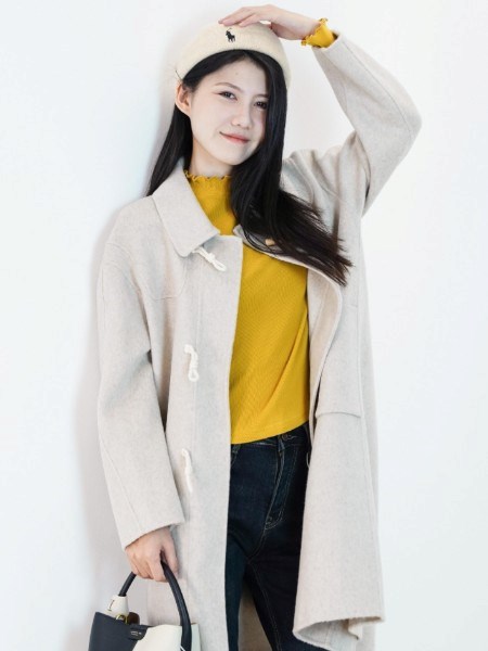 罗曼可女装：以匠心织就冬日诗篇，三款外套解锁高阶穿搭美学