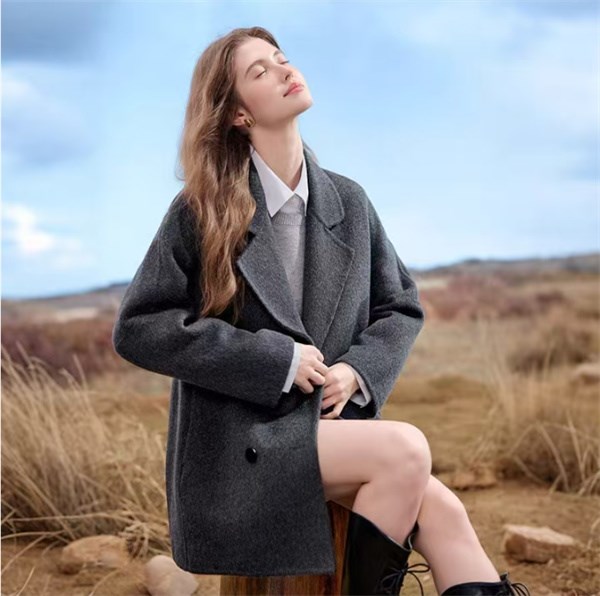 百图BETU 2025冬季外套系列：以匠心织就温暖，用设计诠释高级感