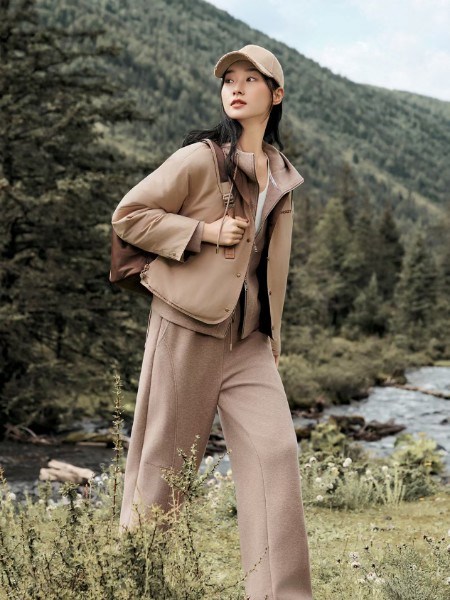 2025,XIIBASKET十二篮女装开启时尚新程,邂逅多元魅力