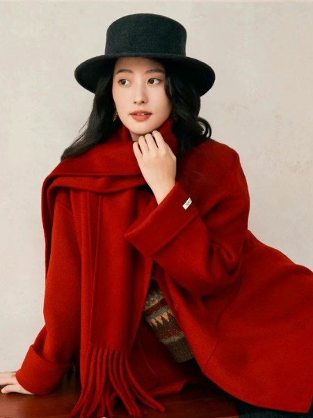 2025 歆艾 AdmxinAi:解锁女装新风尚,邂逅多元魅力自我