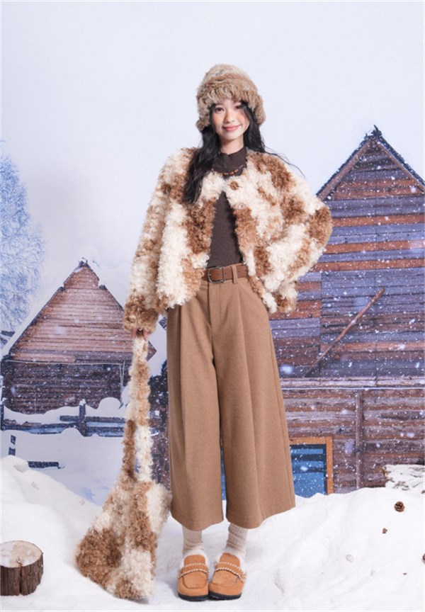 元玥YUANYUE:解锁冬日时尚密码,邂逅多元魅力穿搭