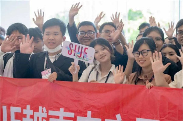 议题纵深，对接提速：SIUF越南展第二日买家团强势集结，商机热浪奔涌而至！