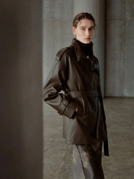 VSARNNI华萨尼：以匠心裁剪时光，为精英男士重塑商务风度的温度与锋芒